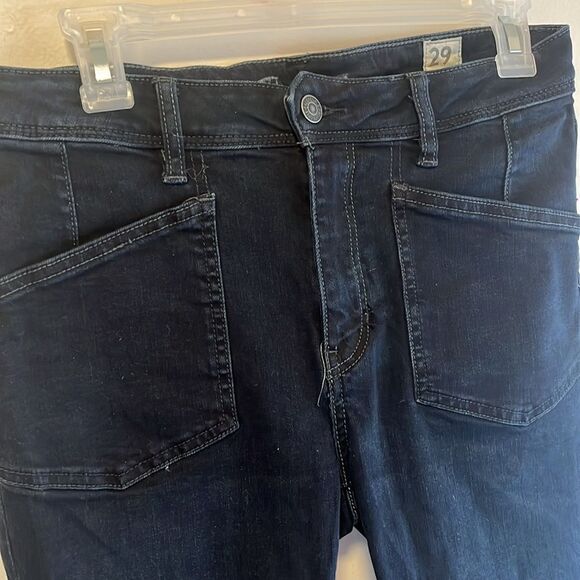 EXCELLENT PREOWNED CONDITION SIZE 29 WE THE FREE FRAYED HEM SKINNY BLACK JEANS - Picture 6 of 15